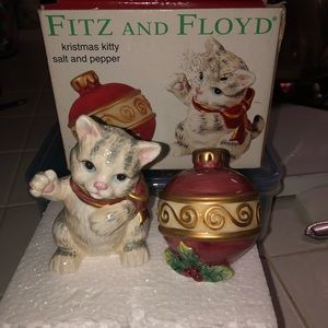 Fitz and Floyd "Kristmas Kitty" salt and pepper